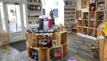 Intricate Designs Gift Shop - Cullen