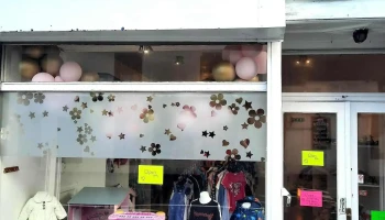 Jenny's Wardrobe - Largs Ka30 8Aj