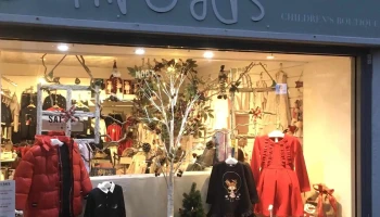 Little Threads Largs - Largs Ka30 8Lz