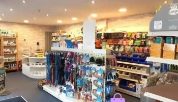 Montrose Pet Shop - 46 Murray St