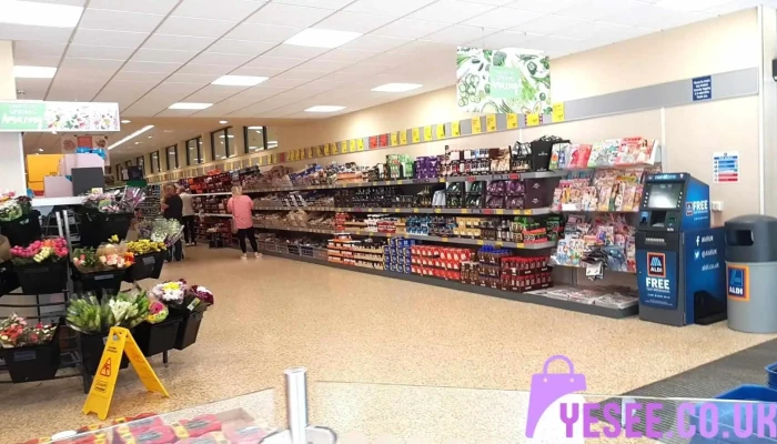 Aldi -  Inside - Ayr