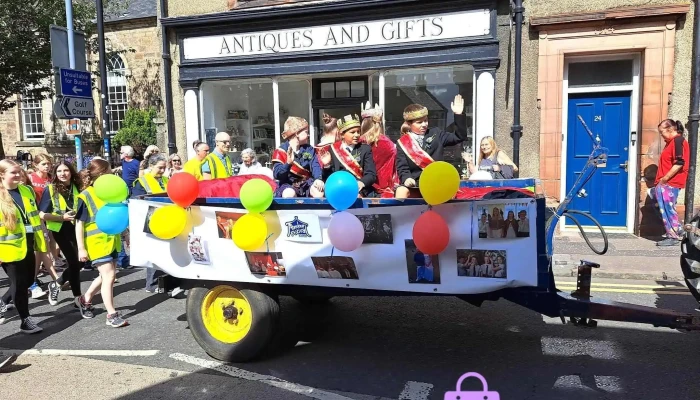 Antiques Gifts All - Burntisland