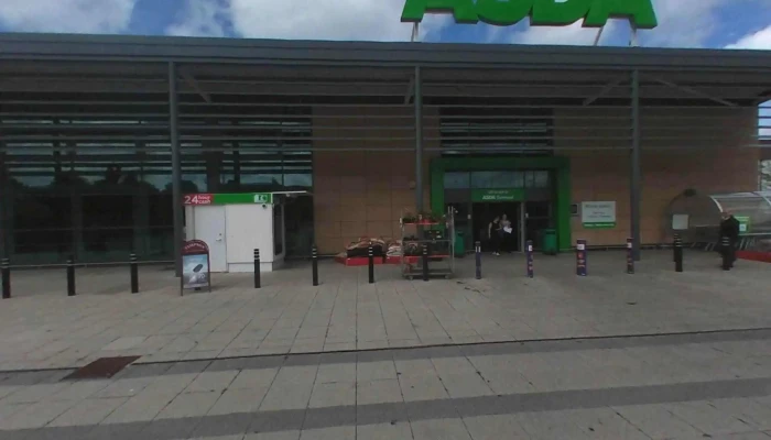 Asda Barrhead Supermarket -  Parking - Glasgow
