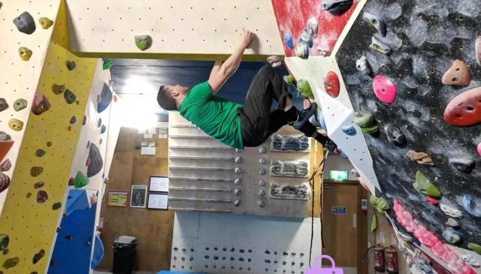 Avertical World Climbing Bouldering Centre Bouldering - Dundee
