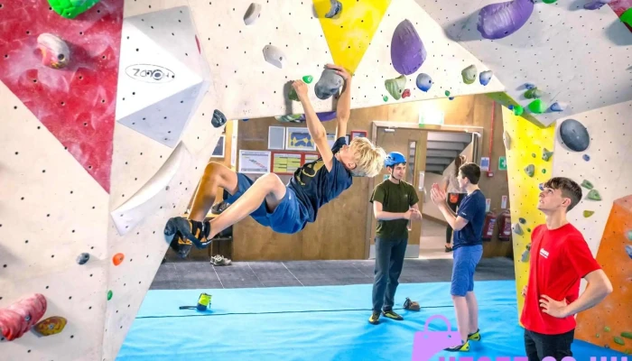 Avertical World Climbing Bouldering Centre By Owner - Dundee