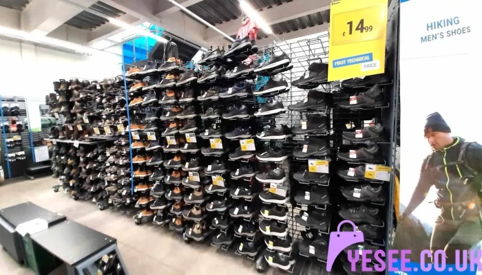 Decathlon -  Shoe - Aberdeen