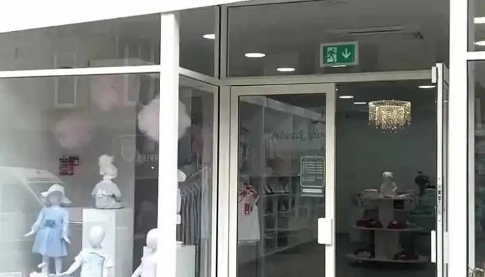 Esme Anne Childrens Boutique -  Videos - Hamilton