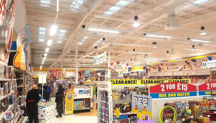 Fife Central Retail Park - 17 Chapel Park