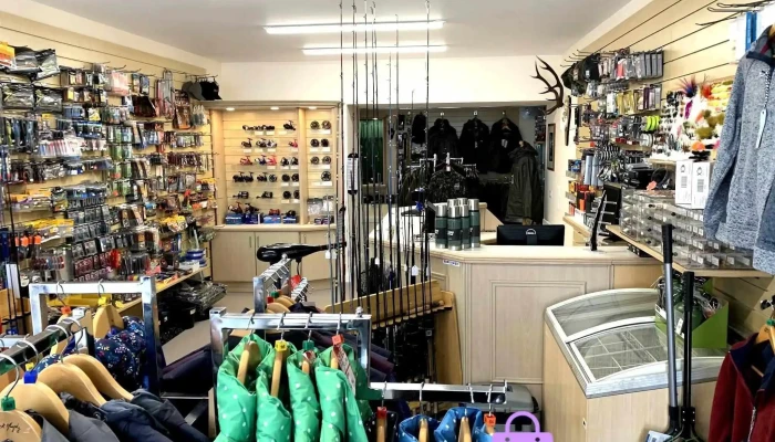 Fyne Tackle - Lochgilphead Pa31 8Ne
