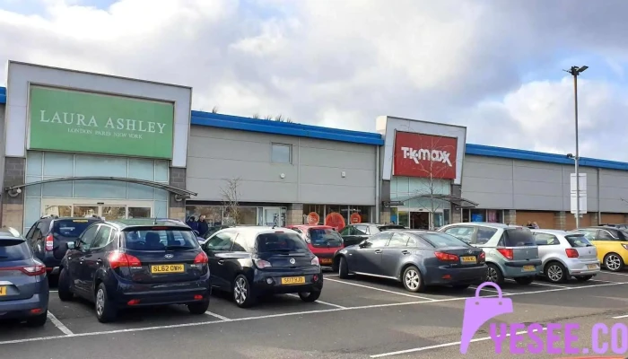 Home Bargains - Straiton