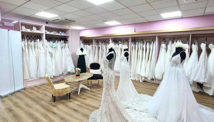 Isobel Florence Bridal - Dalbeattie Dg5 4Ha