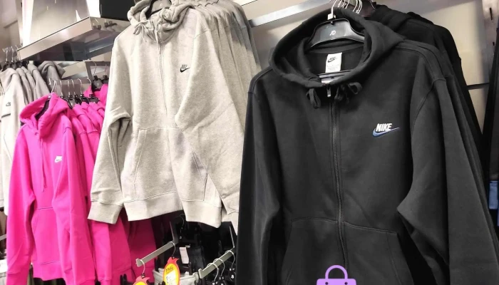 Jd Sports - Greenock Pa15 1Jw