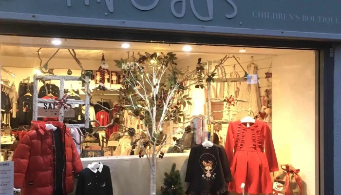 Little Threads Largs - Largs Ka30 8Lz