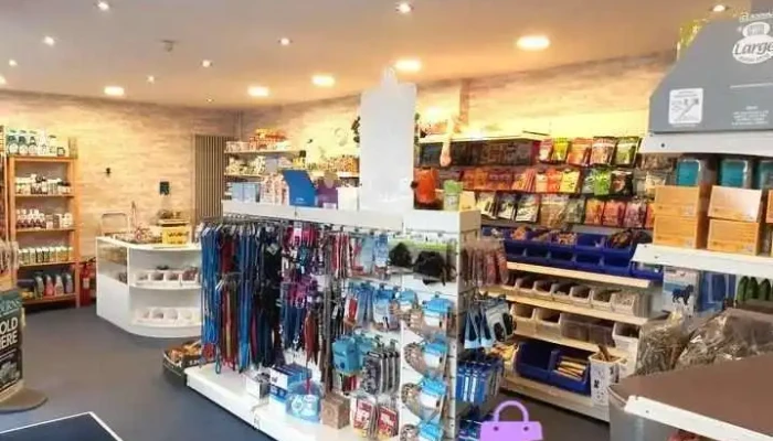 Montrose Pet Shop - 46 Murray St
