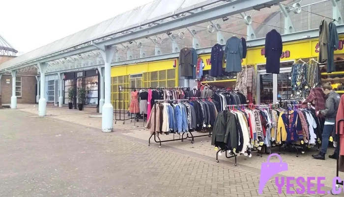 Mr Ben Retro Clothing - Kings Court