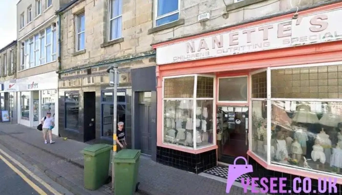 Nanette's Girvan - Girvan Ka26 9Bs