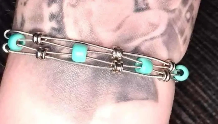 Re -  String Jewellery By Owner - Bathgate