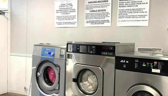 Riverside Launderette - Kingussie Ph21 1El