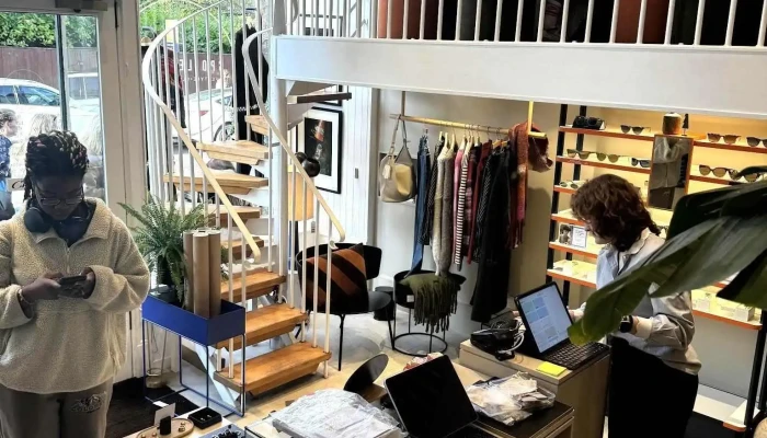 Spoiled life Clothing, Lifestyle and Coffee Store - St Andrews Ky16 9Hg