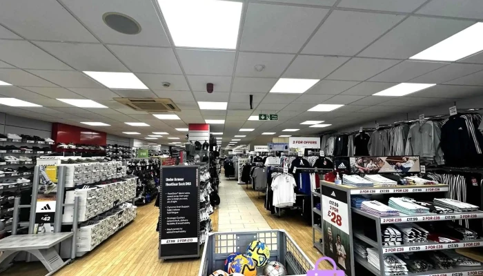 Sports Direct - Dunfermline Ky12 7Dr
