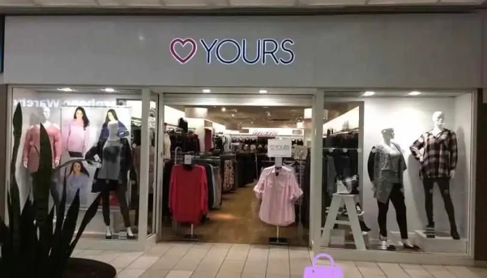 Yours Clothing - Cameron Toll Shopping Centre